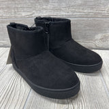 NEW Arlo Boots 11c