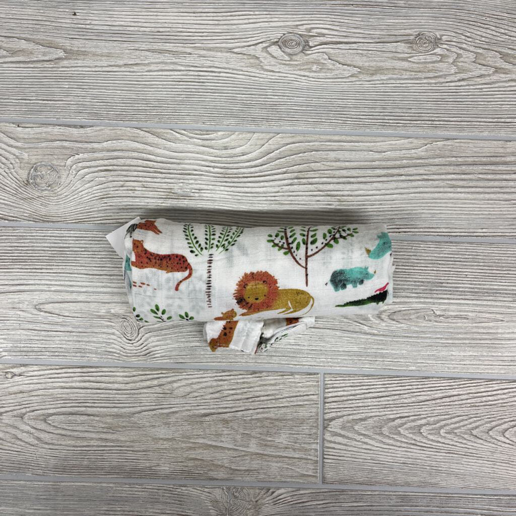 Muslin Car Seat Cover Lions Giraffes Rhinos