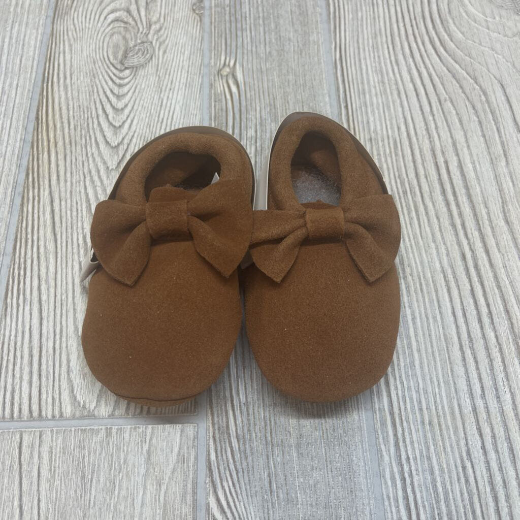 NEW Fringe Moccasins