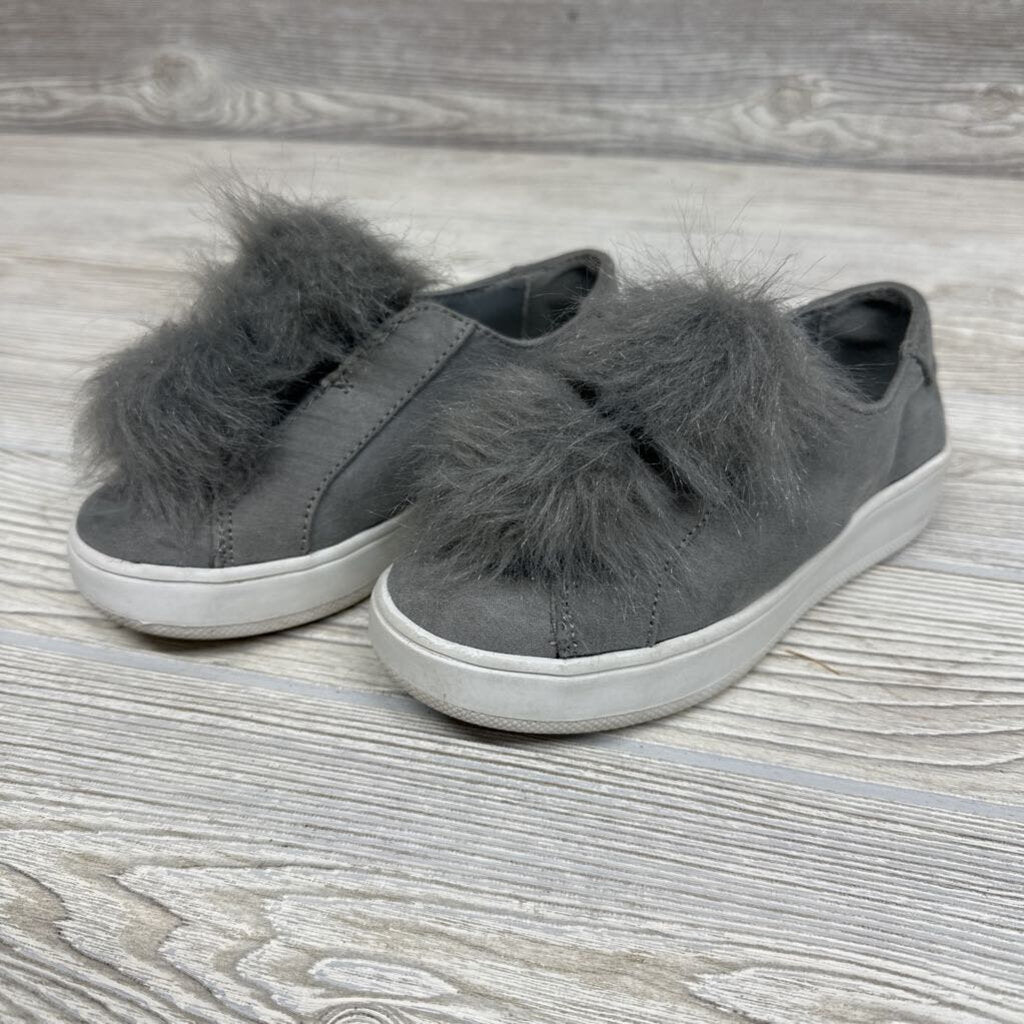 Slip On Shoes Pom