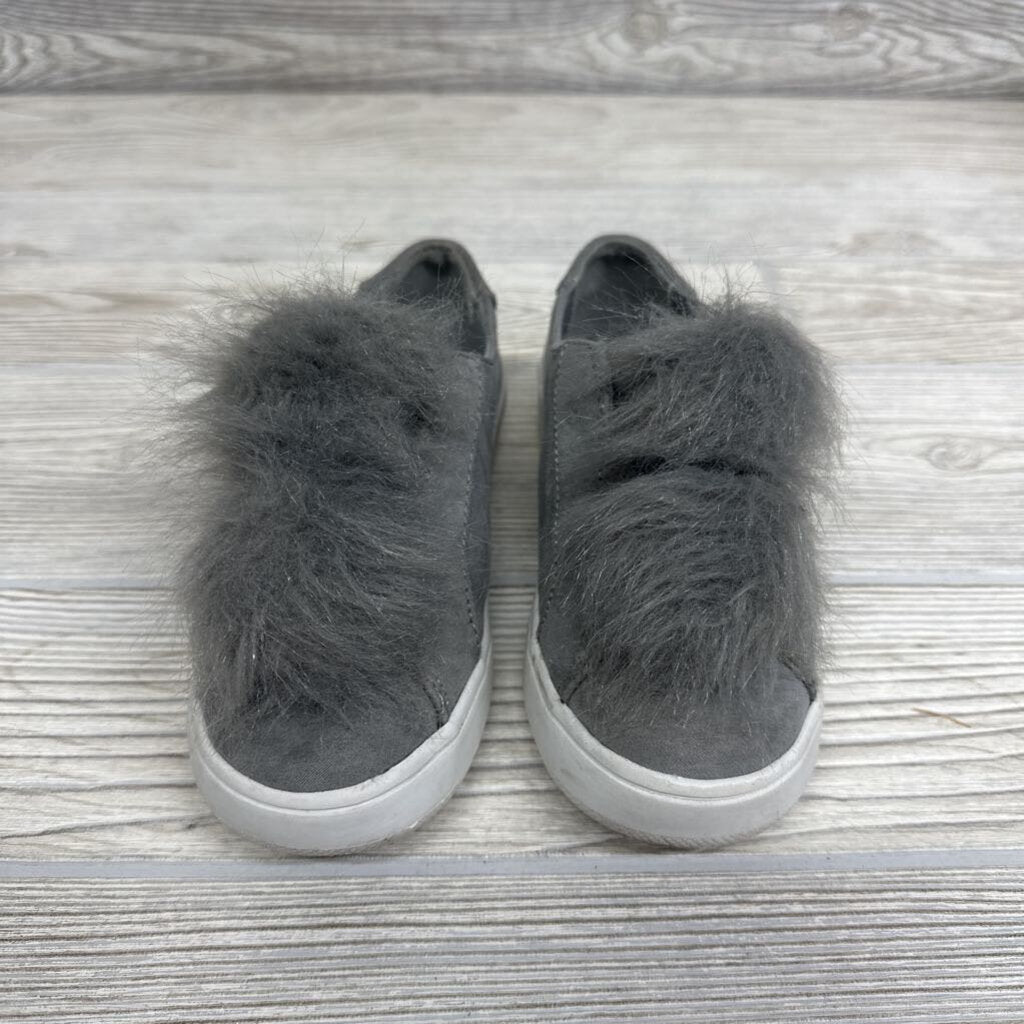 Slip On Shoes Pom