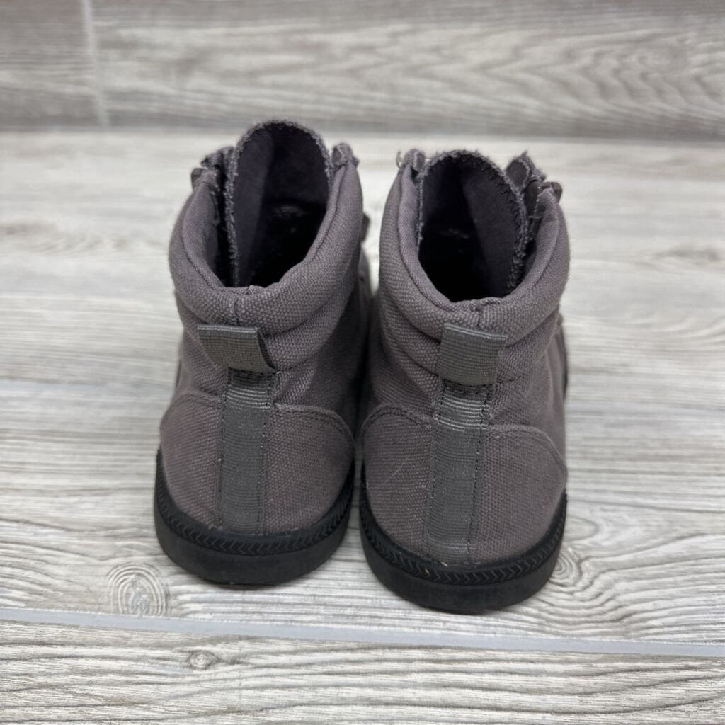 Haring Essential Shoes