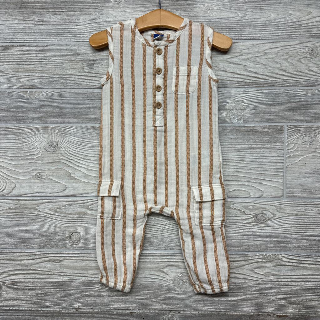 Sleeveless Outfit Stripes