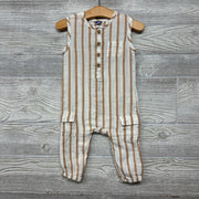 Sleeveless Outfit Stripes