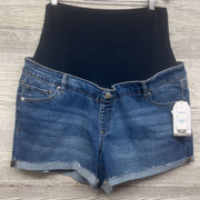 NEW Full Panel Roll Cuff Denim Shorts