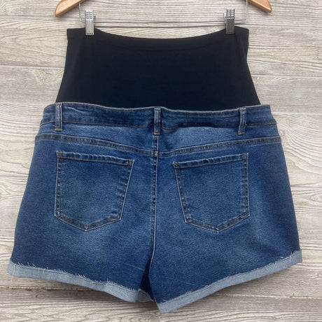 NEW Full Panel Roll Cuff Denim Shorts