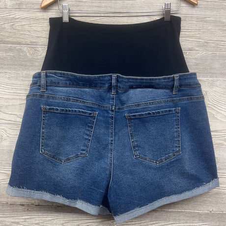 NEW Full Panel Roll Cuff Denim Shorts