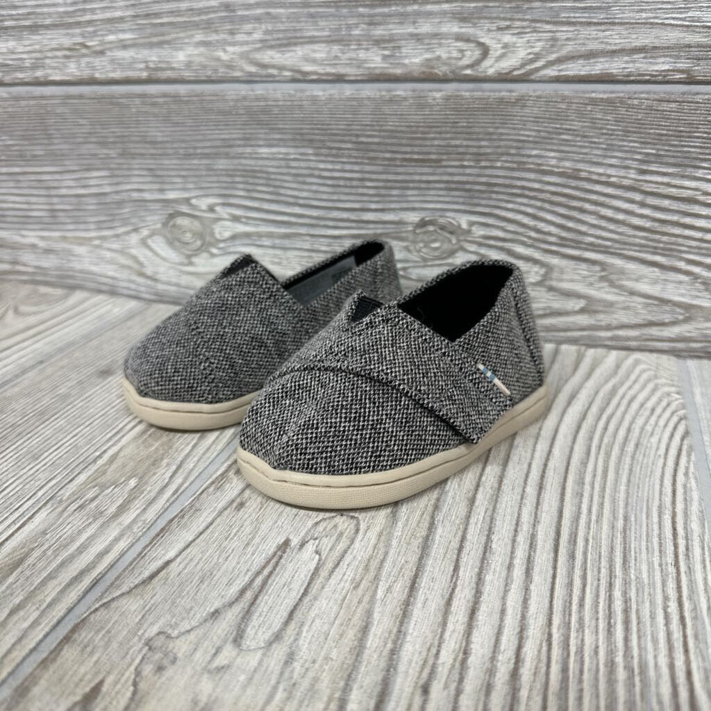 Alpargata Velcro Canvas Shoes