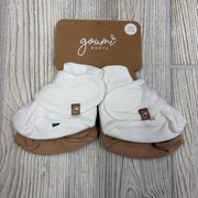 NEW 2 Pk Stay On Booties 0-3m