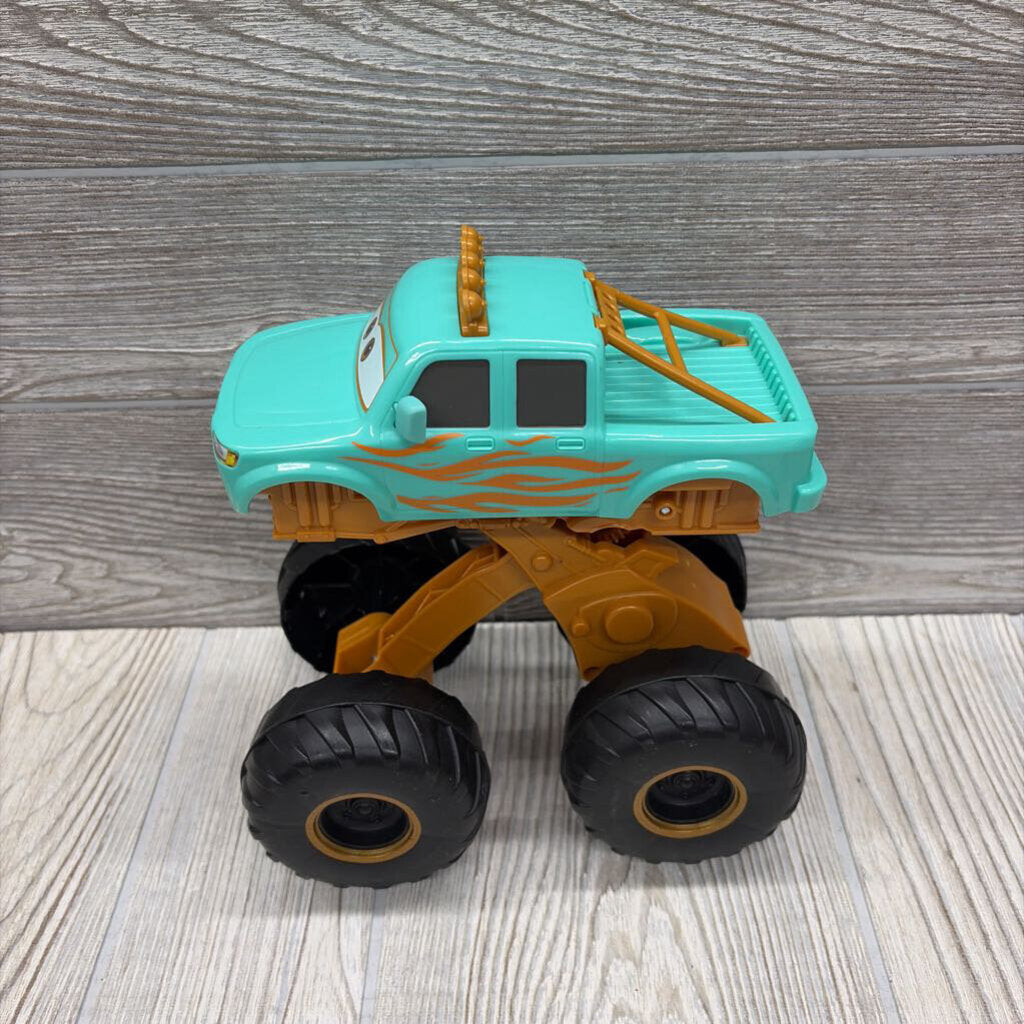 On The Road Circus Stunt Ivy