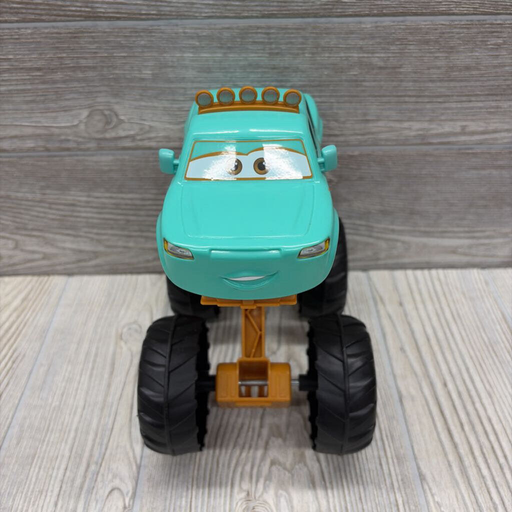 On The Road Circus Stunt Ivy