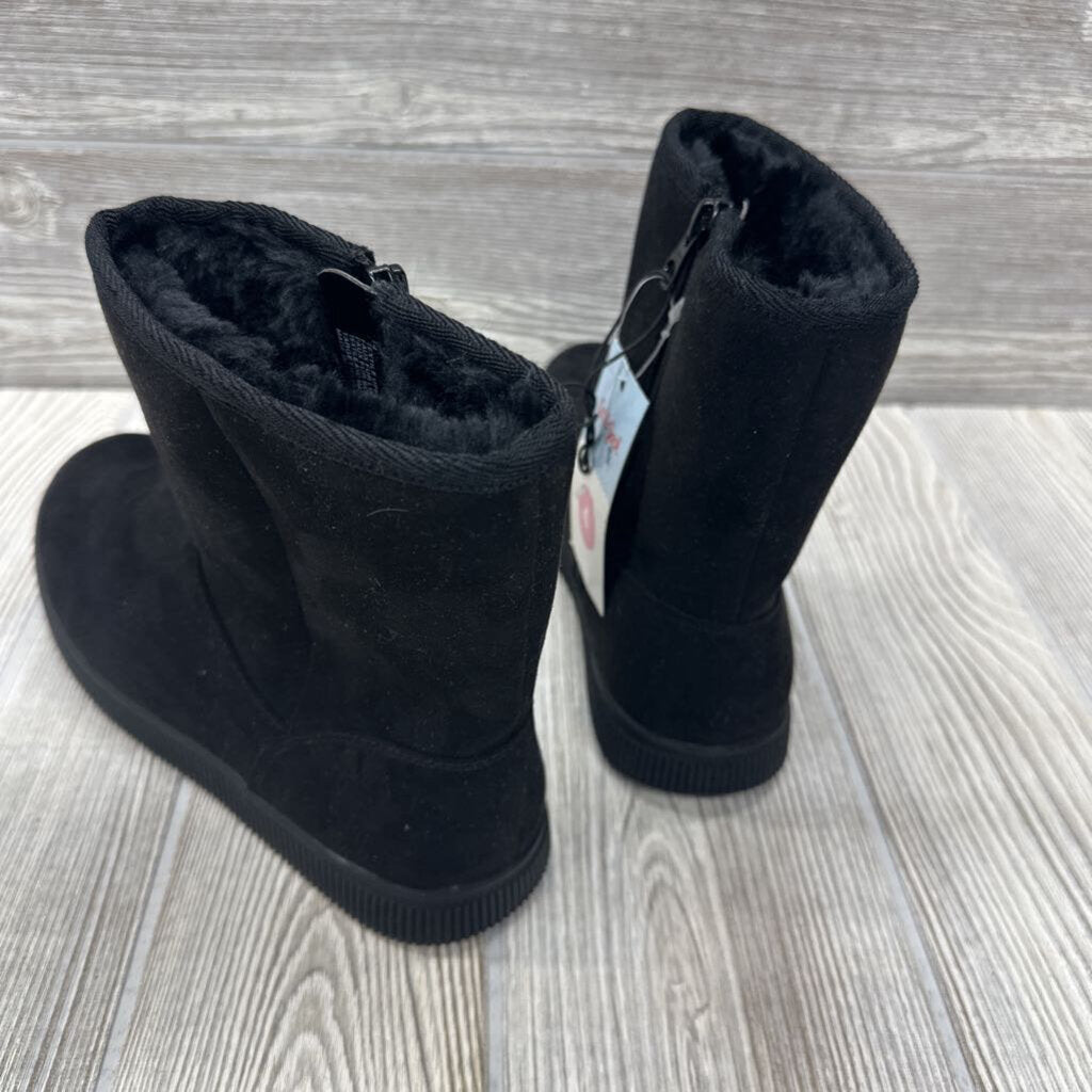 NEW Holland Side Zip Boots 4y