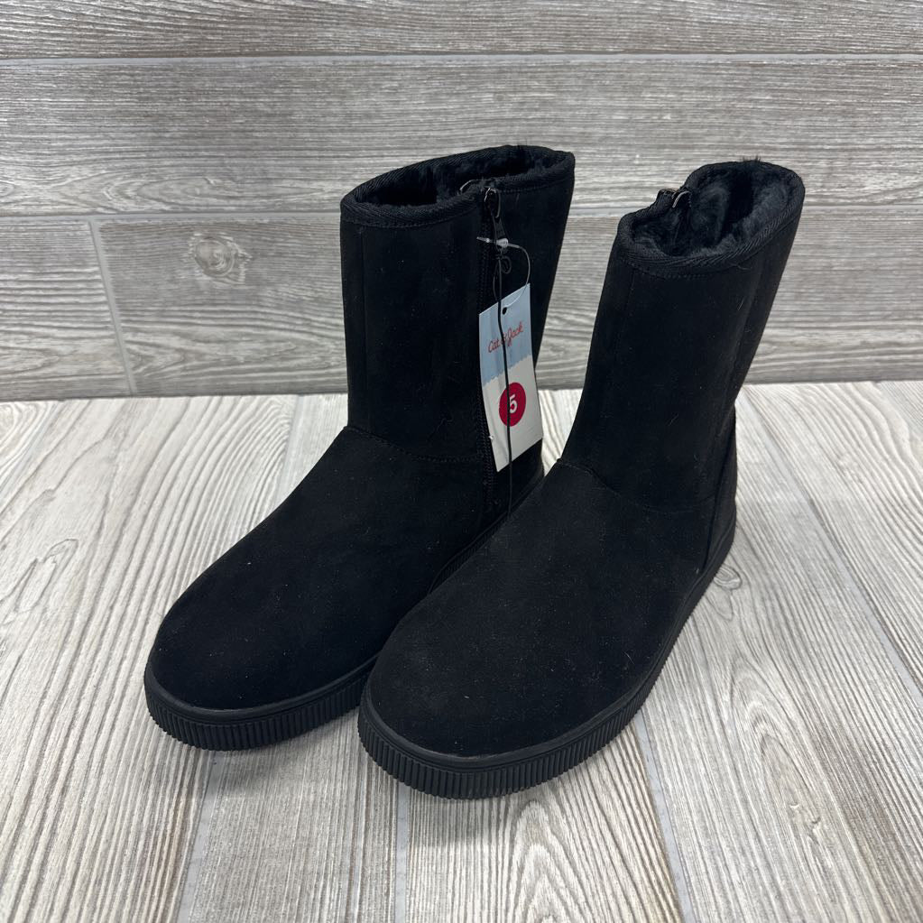 NEW Holland Side Zip Boots 5y