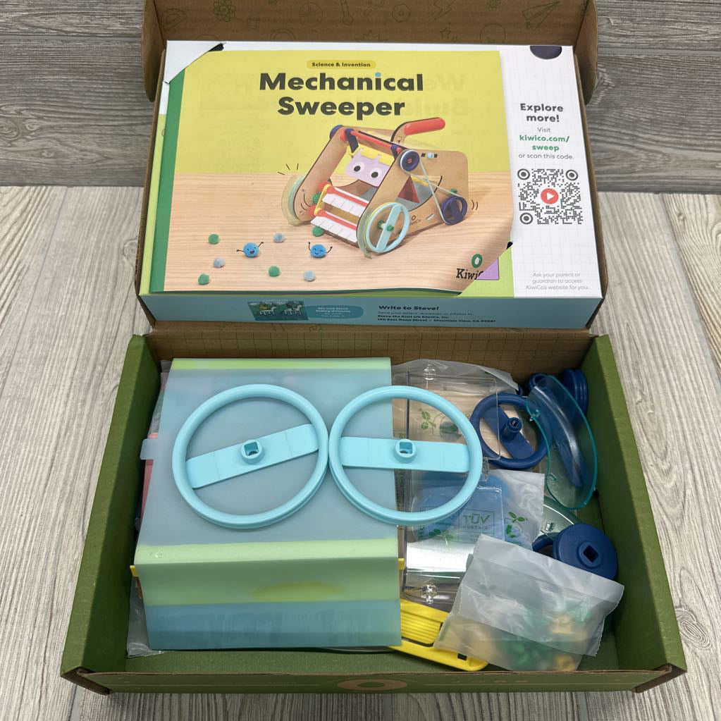 NEW Mechanical Sweeper Set
