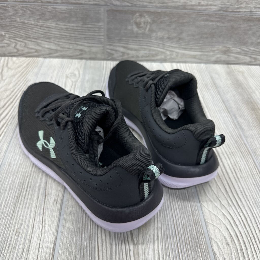 NEW Charged Assert 10 Sneakers 7y