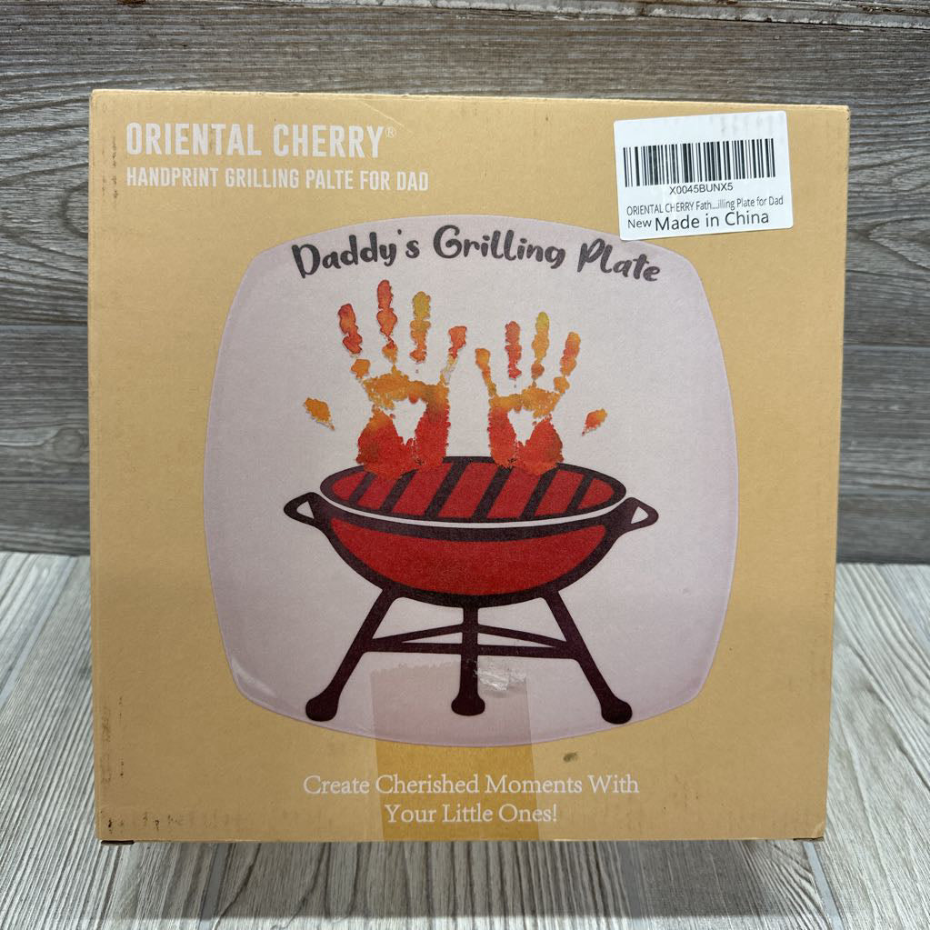 NEW Daddy's Grilling Handprint Plate
