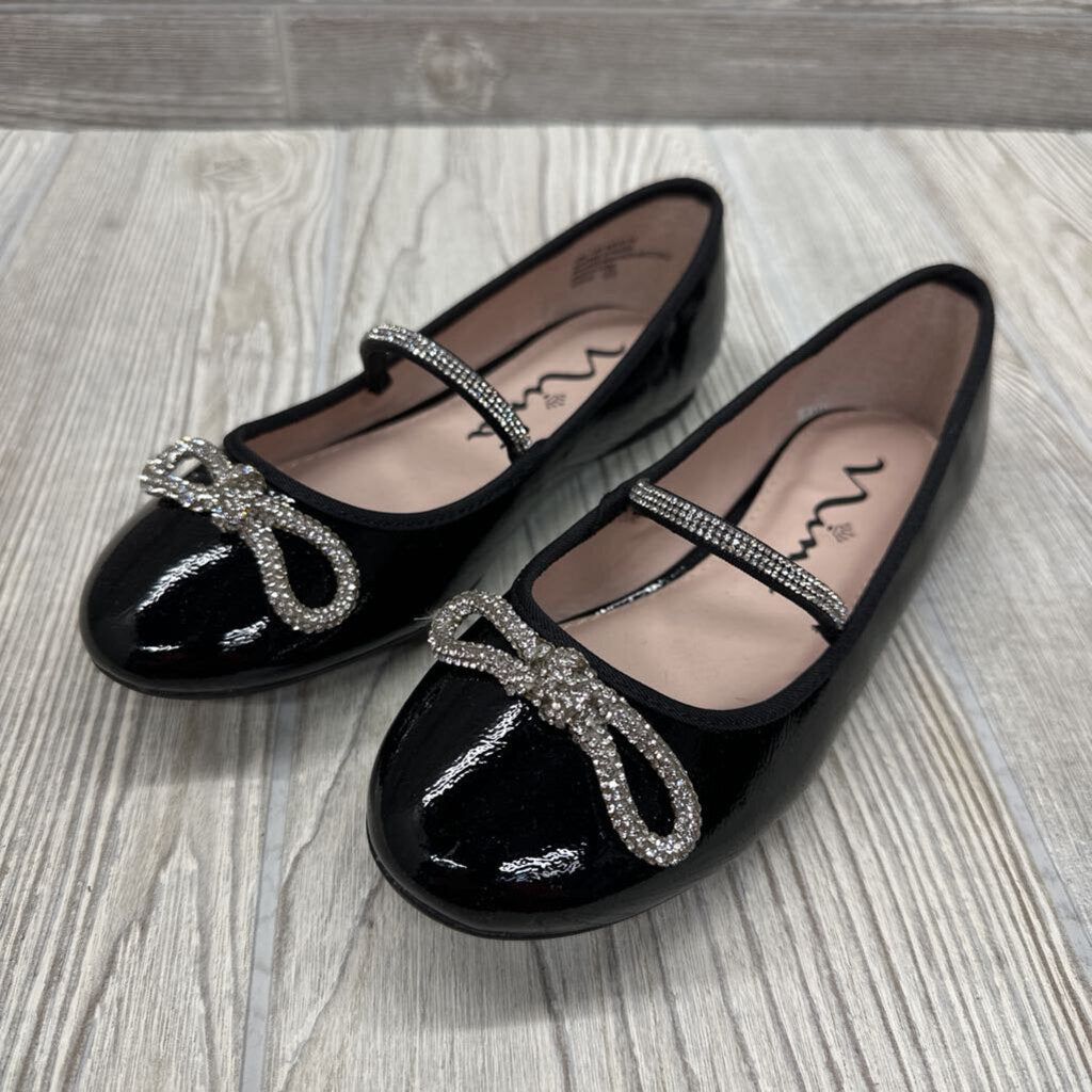 NEW Kendalla Flats W/ Rhinestones 1y