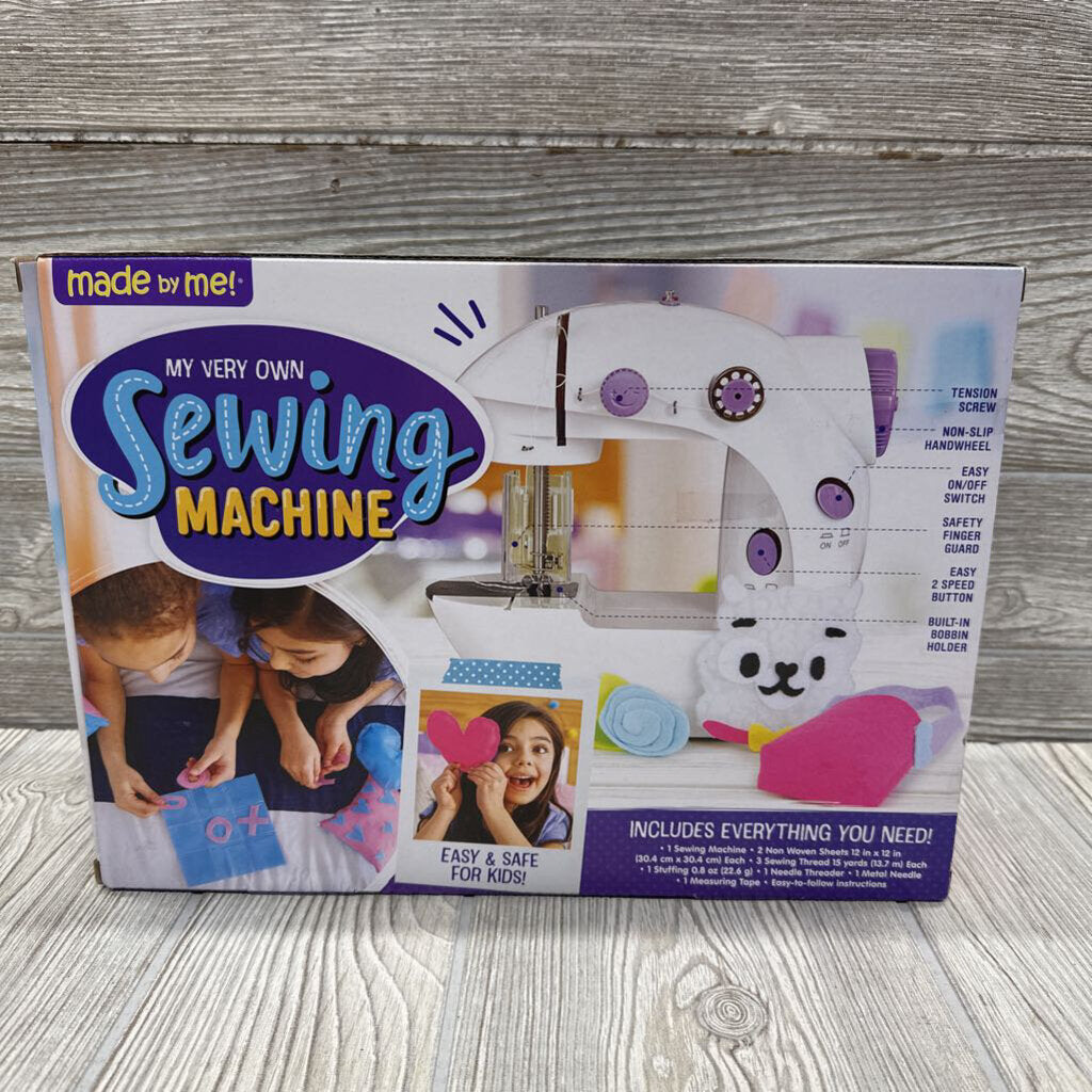 NEW Toy Sewing Machine