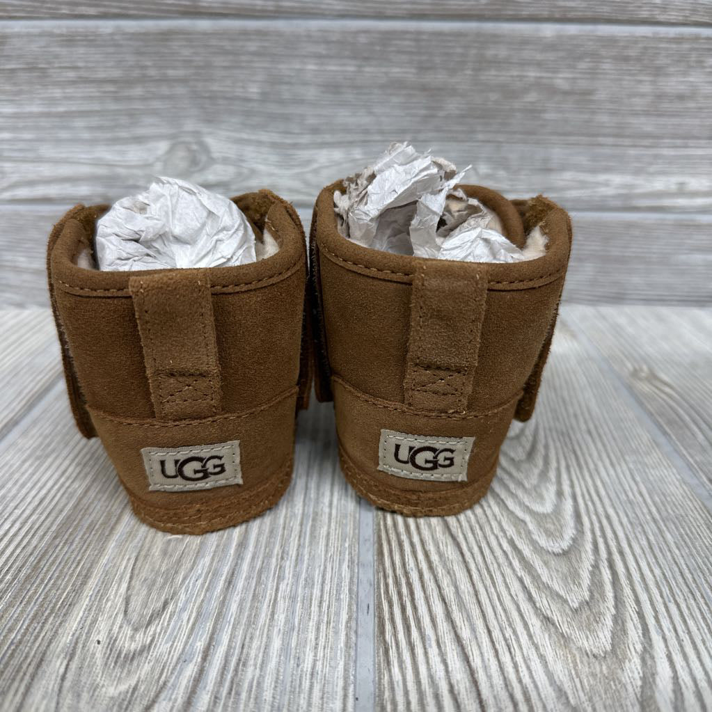 NEW Neumel Chukka Boot 4c