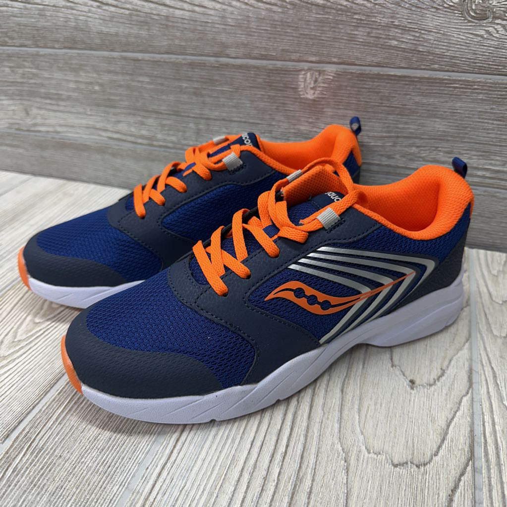 NEW Wind FST Sneakers 7y