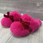 NEW Fuzzy Slippers Bow 11c