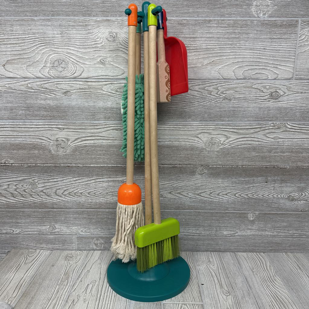 Clean & Play Wooden Set