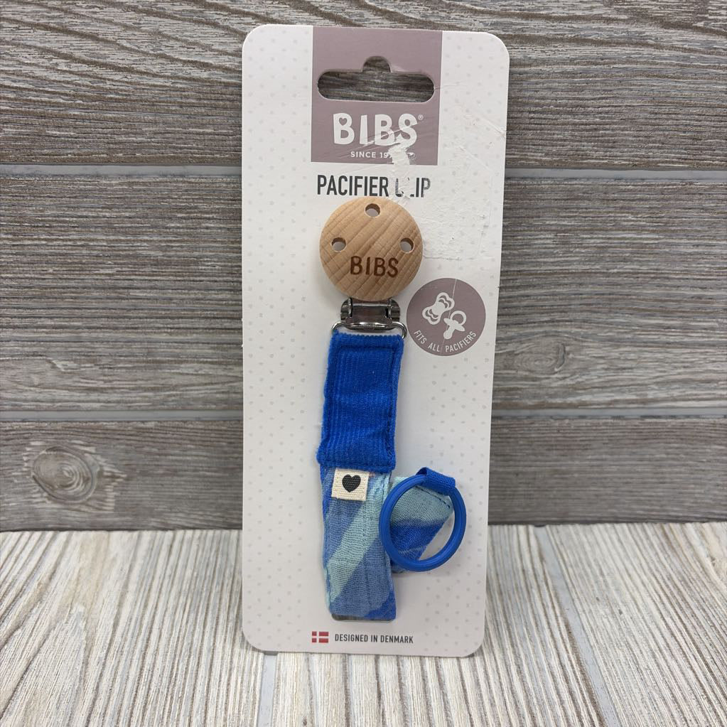 NEW Gauze Pacifier Clip