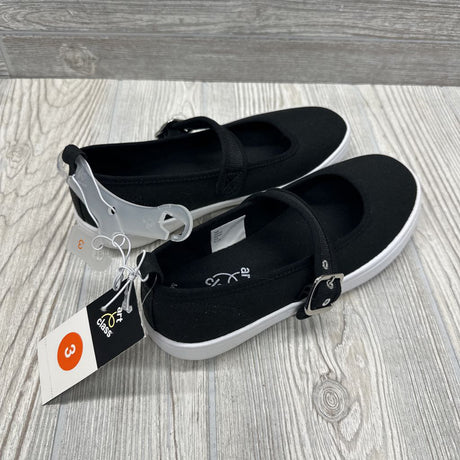 NEW Calantha Mary Jane Shoes 3Y
