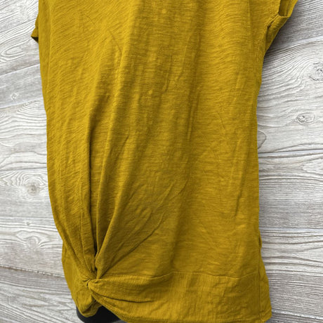 Front Knot Shirt Large