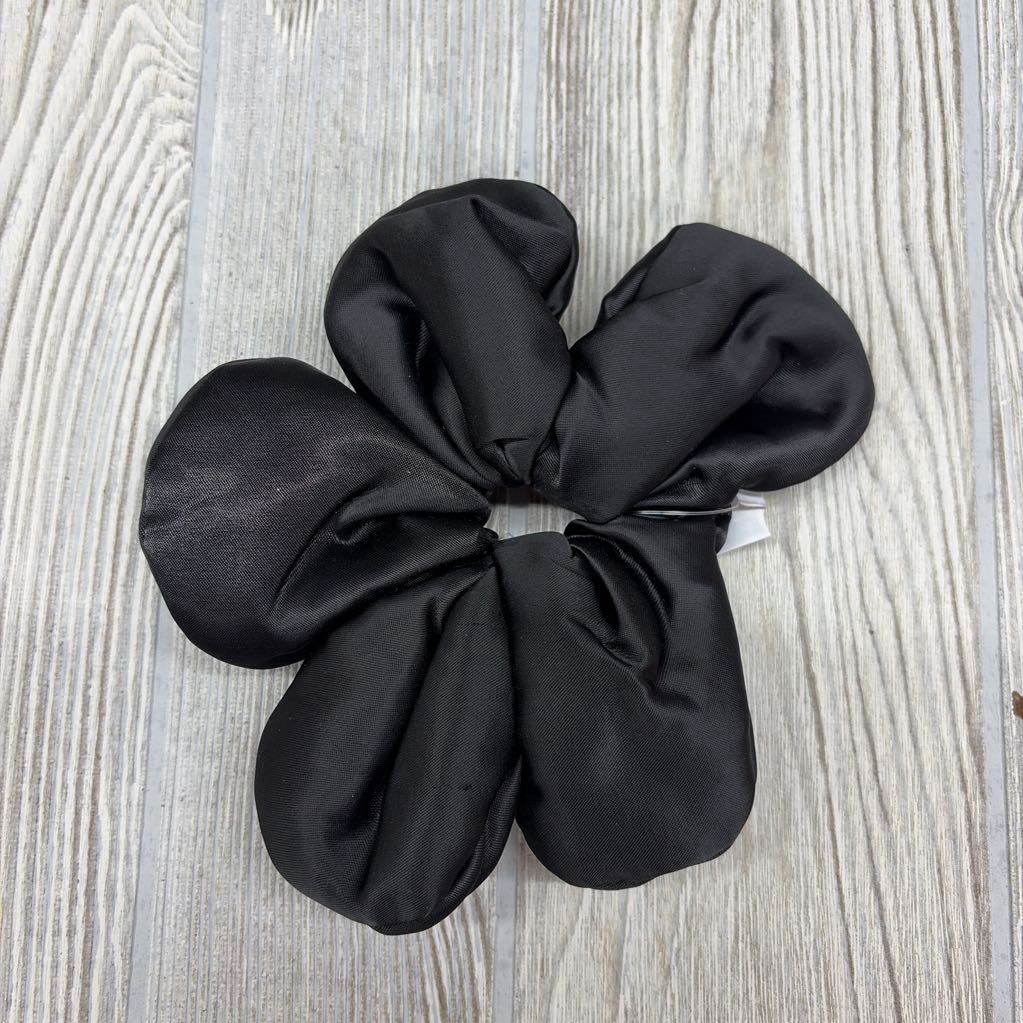 NEW Jumbo Scrunchie