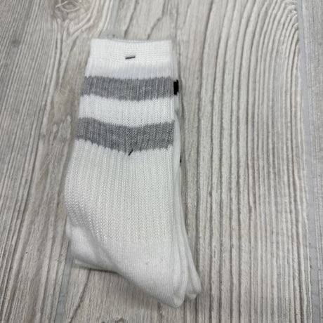 NEW 2 Pair Crew Socks 9-2.5y