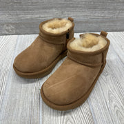 NEW Classic Ultra Mini Boots 10c