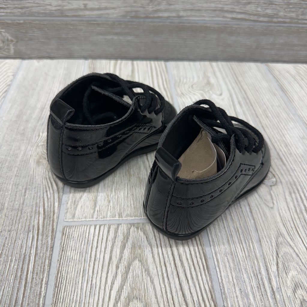 NEW Dress Shoes 2c