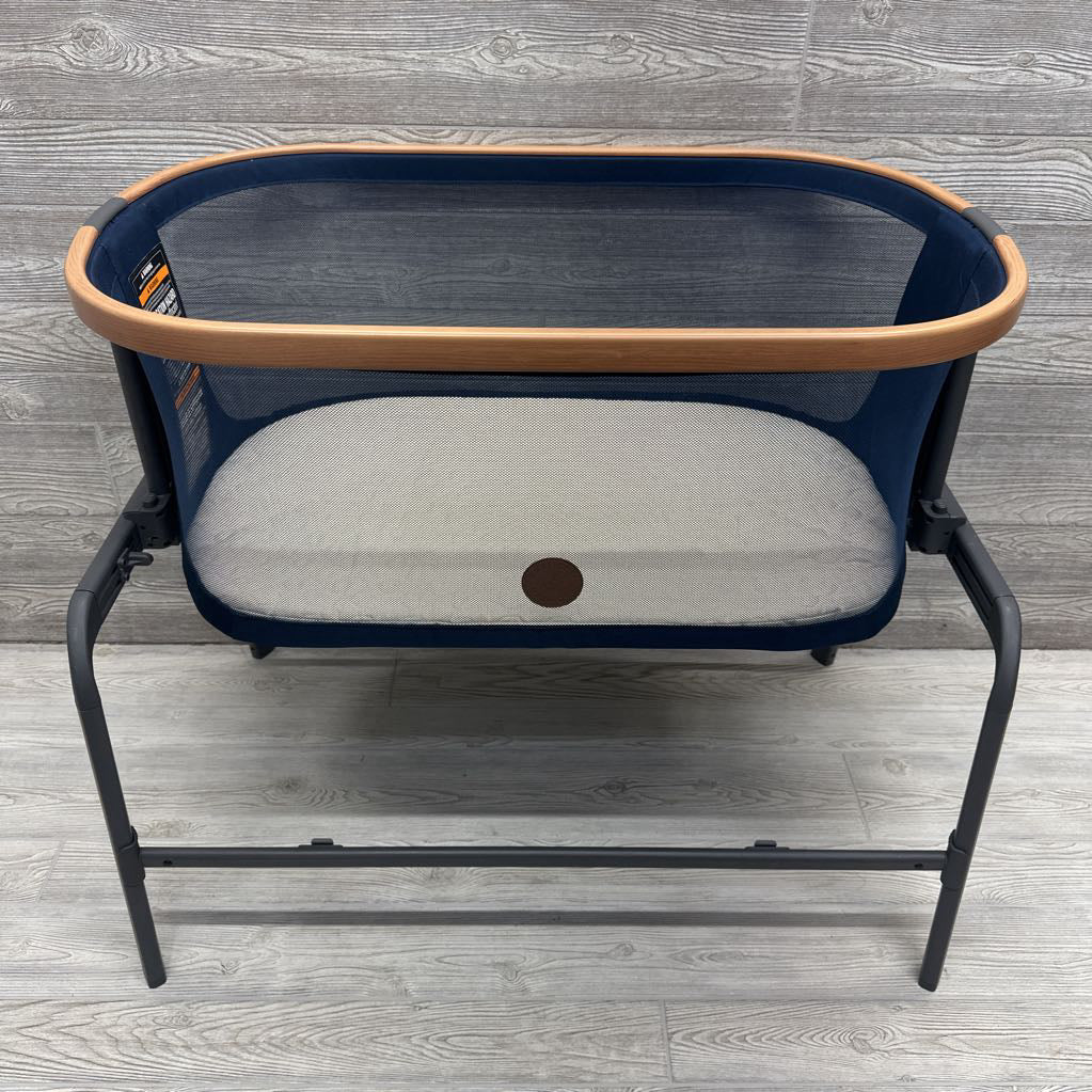 Lora Bedside Bassinet*