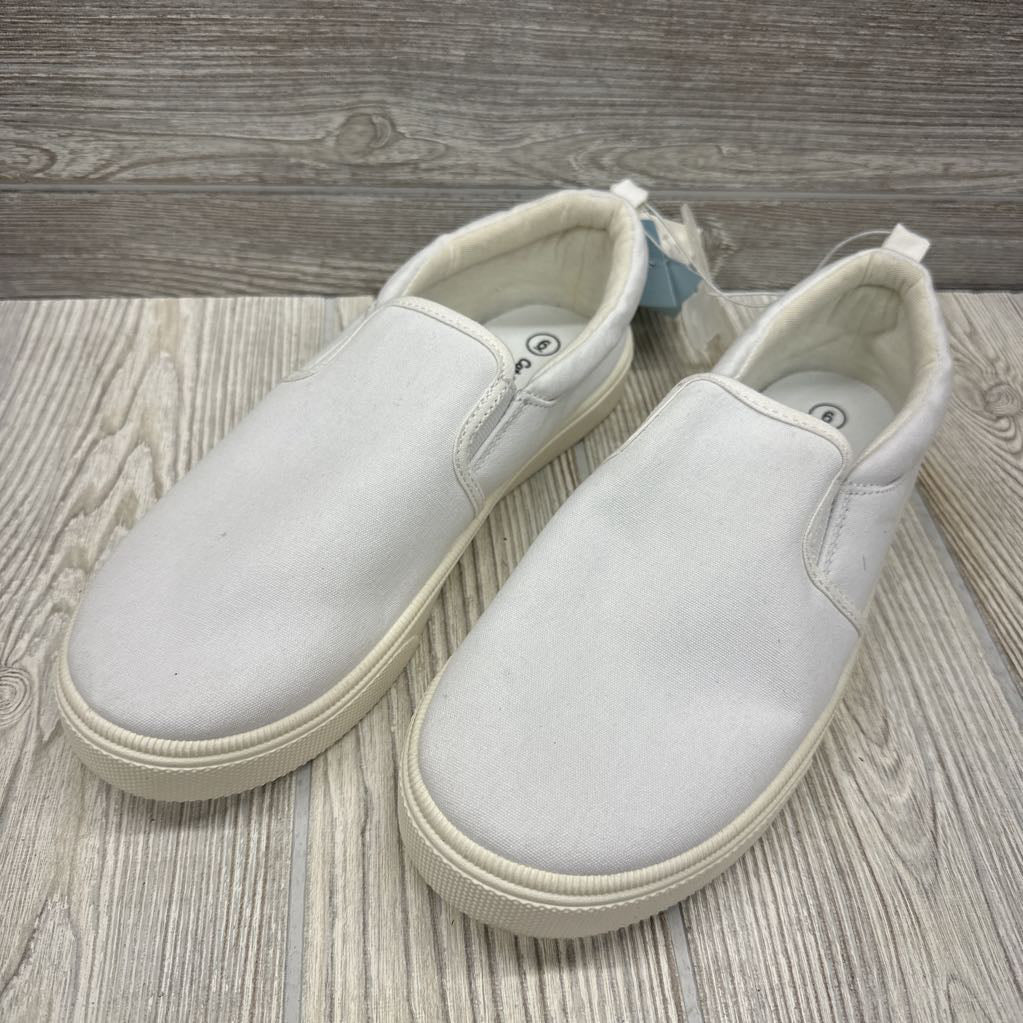 NEW Hollis Slip On Shoes 6y