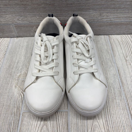 Classic Low Top Sneaker 5y