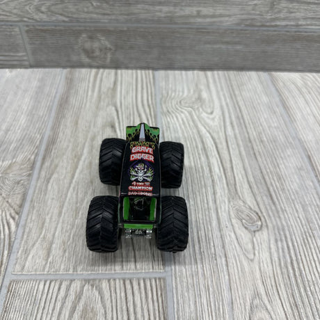 Monster Jam Grave Digger Die-Cast Vehicle