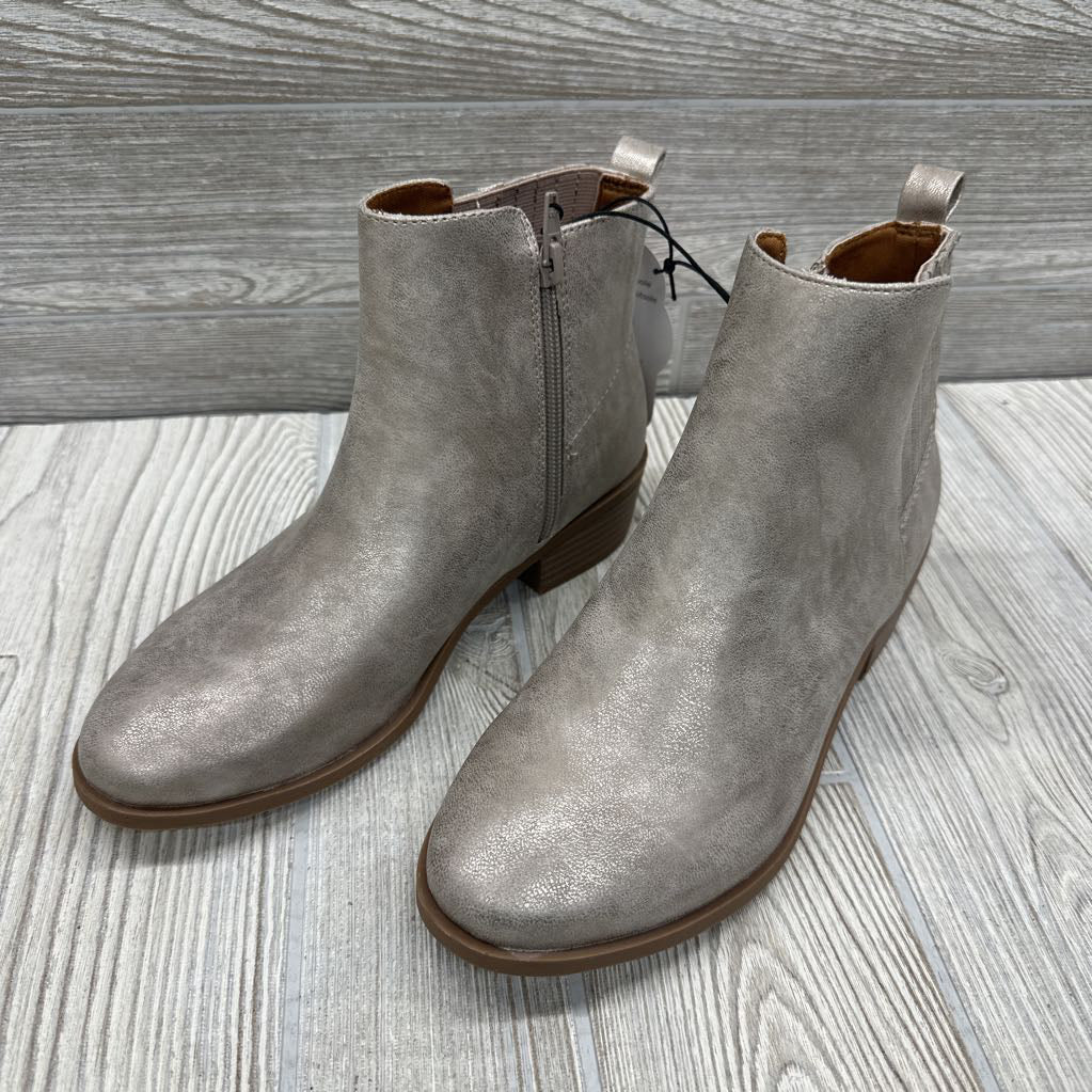 NEW Ankle Boots Side Zip 4y
