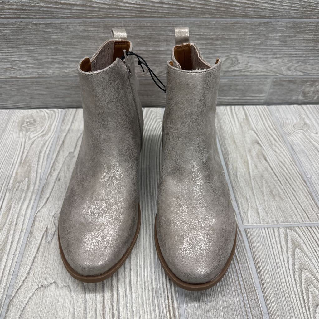 NEW Ankle Boots Side Zip 4y