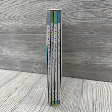 Book Junie B Jones Box Set 1-4