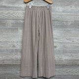 Pleated Wide Leg Pants 8 *