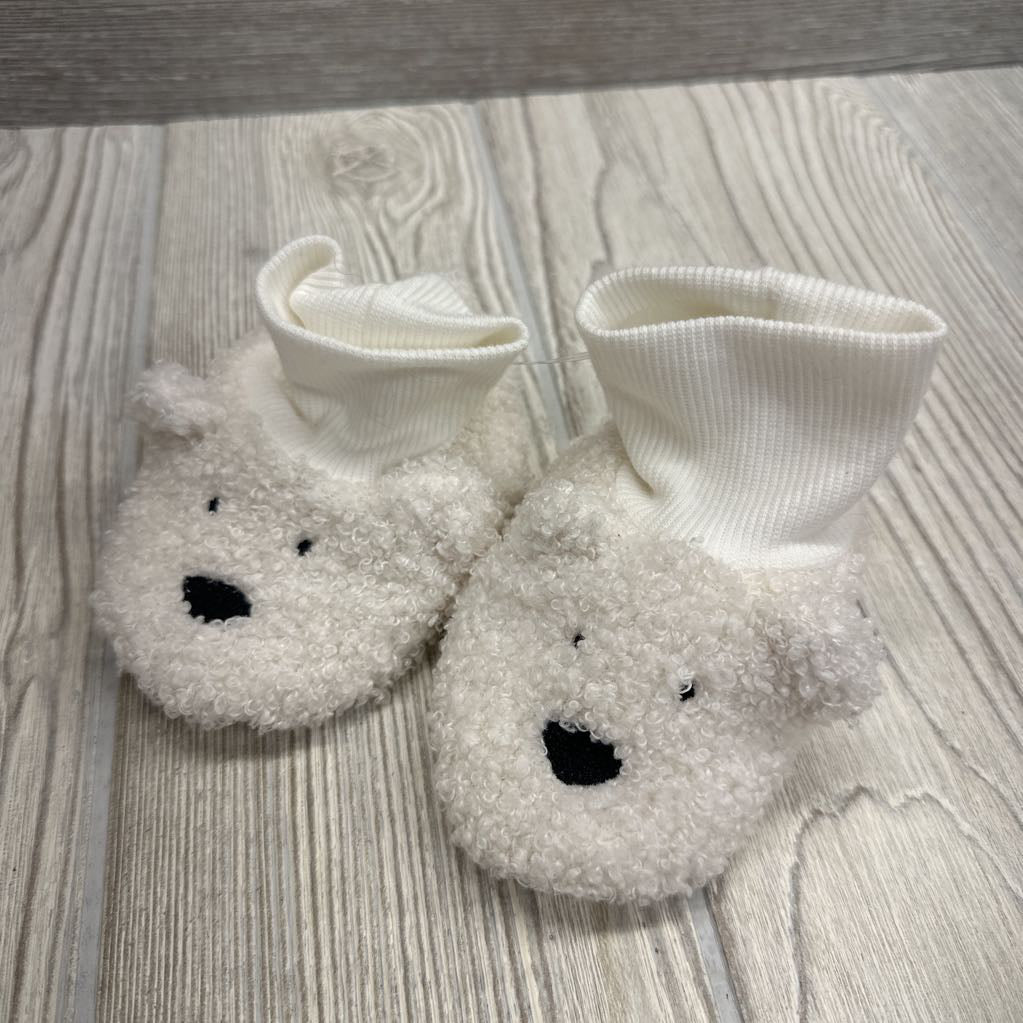 NWOT Sherpa Polar Bear Booties 0-6M