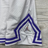 Mesh Basketball Shorts Logo 16