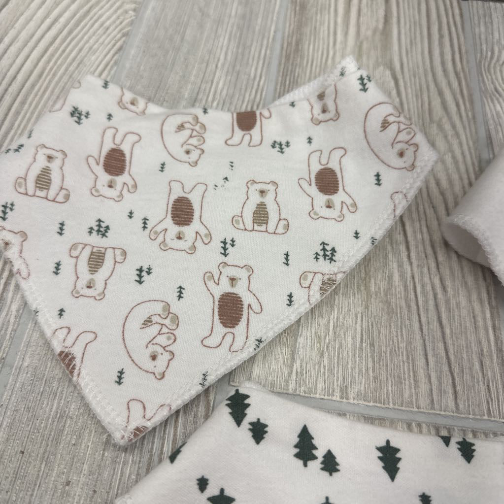 3 Pk Of Bibs Mams Little Man/Trees/Bears