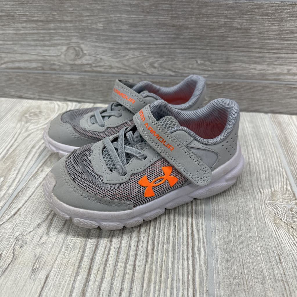 Assert Velcro Shoes 7c