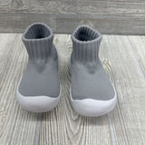 Nw/oT Non Skid Slip On Shoes 5C