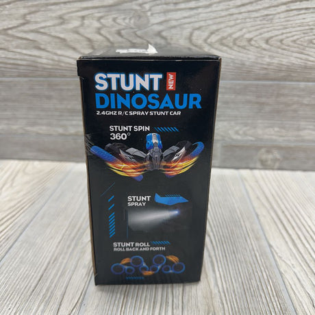 NEW Spray Stunt Dinosaur Car