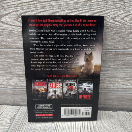 Resist Story Of D-Day Chapter Book