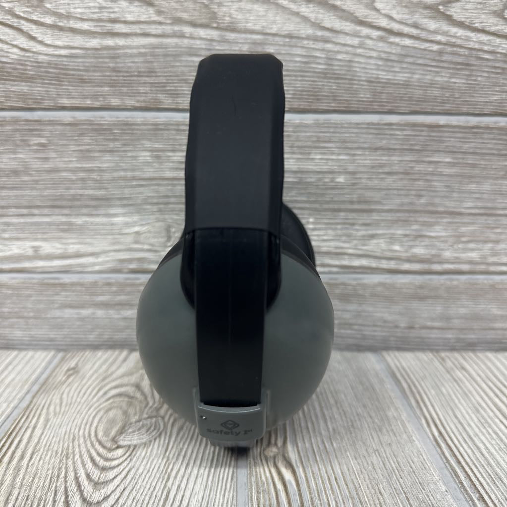 Noise Reducing Earmuffs