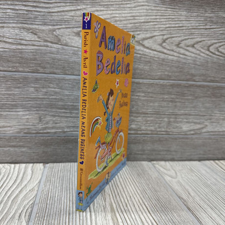 Amelia Bedelia Means Business